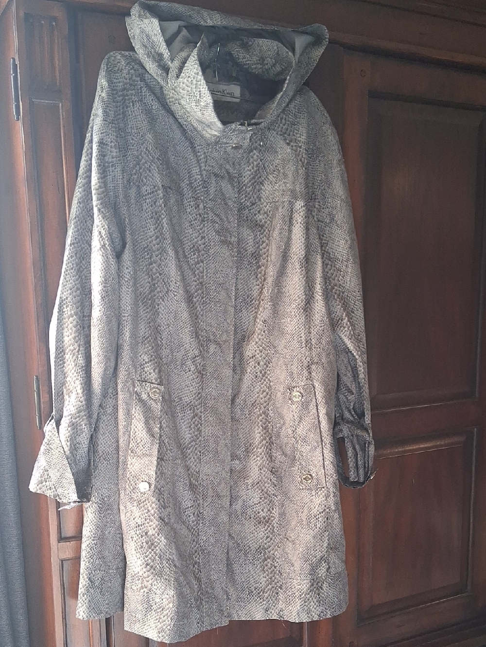 Khaki/grey CALVIN KLEIN Jacket - Lightweight Snake Print Sz Large - Picture 11 of 15